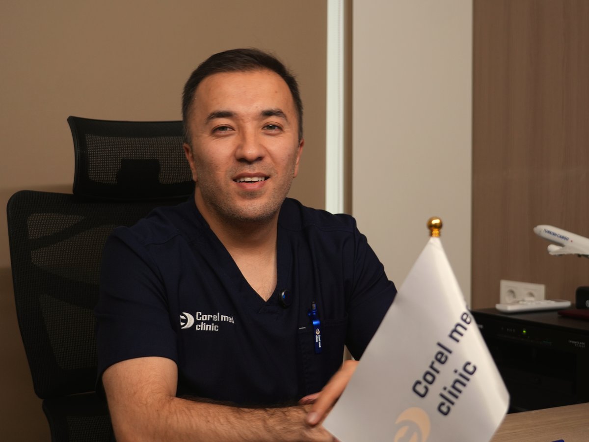Doktor Xabibullayev konsultatsiya kabinetida, Corel Med Clinic